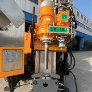 NQ 1650m เครื่องเจาะหุ้นพื้นผิวแบบไฮดรอลิกครบครัน CR15