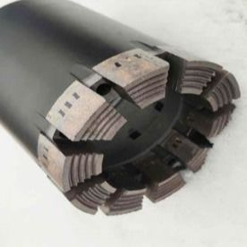 BWL NWL HWL PWL หัวเพชร Bit กับทางน้ํามาตรฐานสําหรับการเจาะที่ประสิทธิภาพ